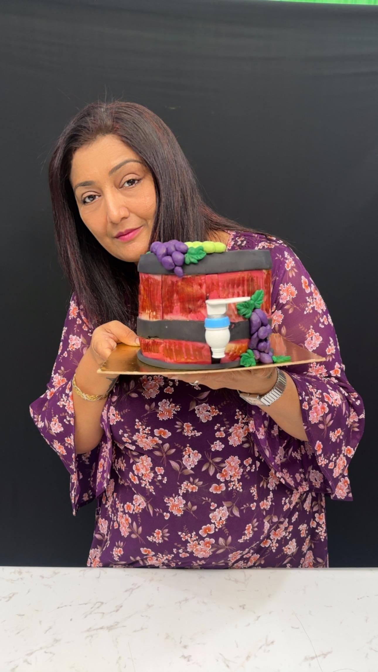 Dispenser Cake